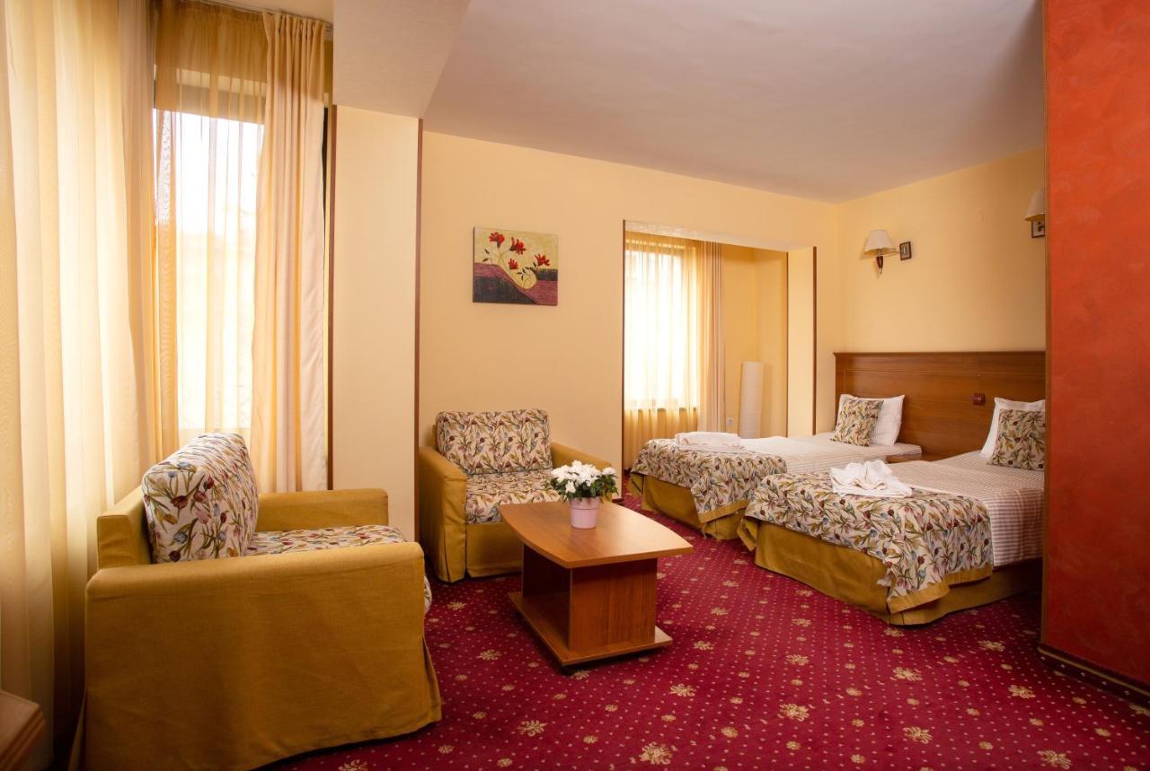 Contessa Hotel Choumen Extérieur photo