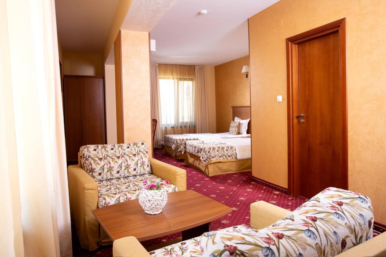 Contessa Hotel Choumen Extérieur photo