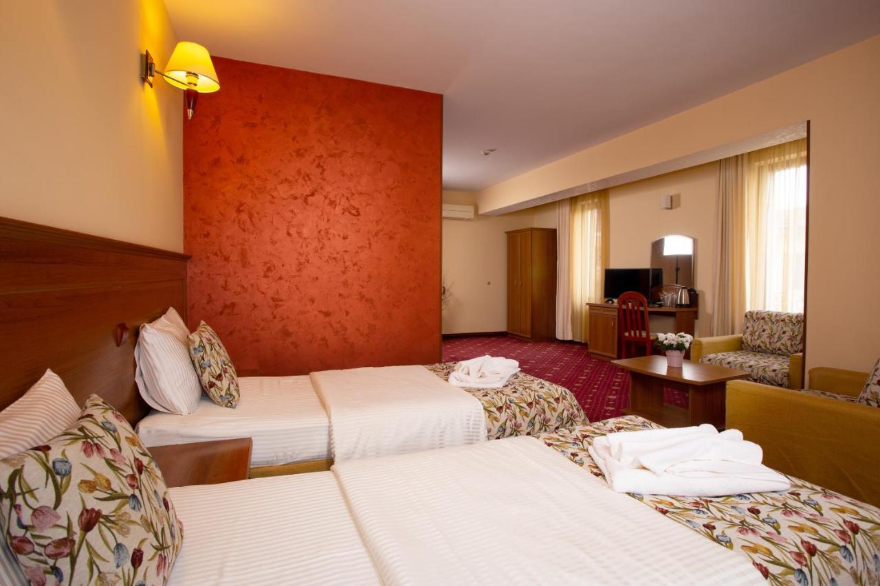 Contessa Hotel Choumen Extérieur photo