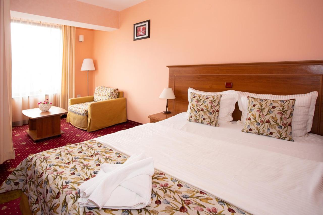 Contessa Hotel Choumen Extérieur photo